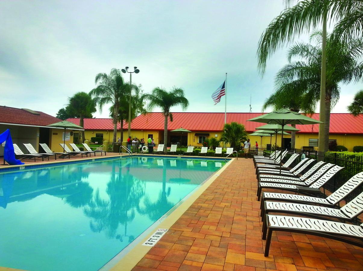Orlando Rv Resort Four Corners Exterior photo